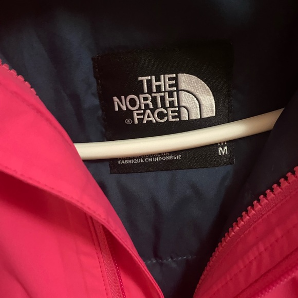 The North face snow jacket - Picture 3 of 3